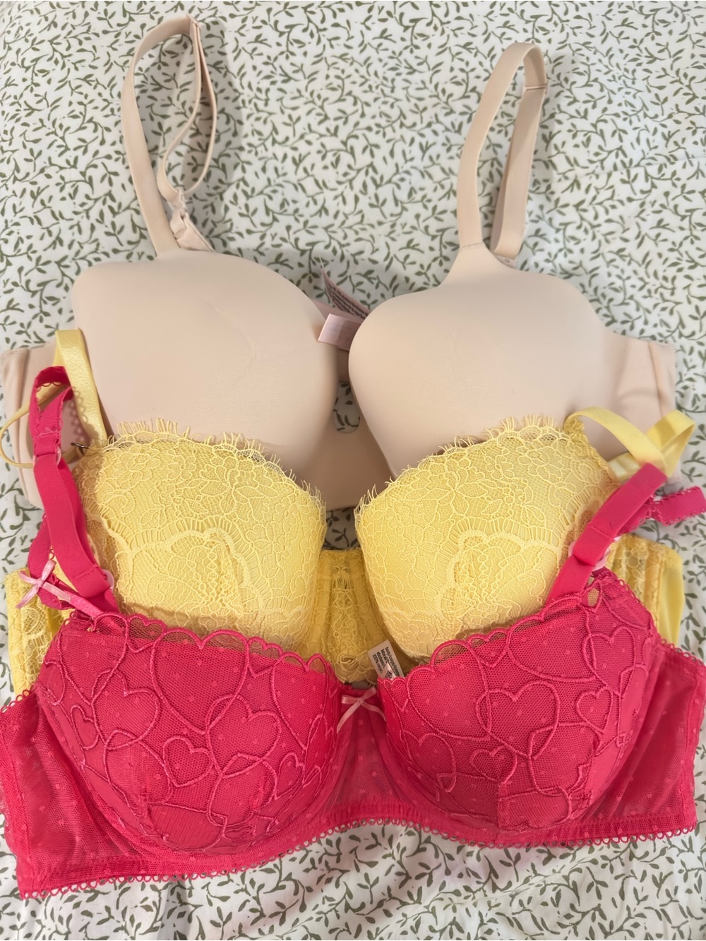 VS Bras